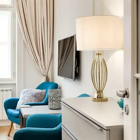 Centre Armani Appartement *